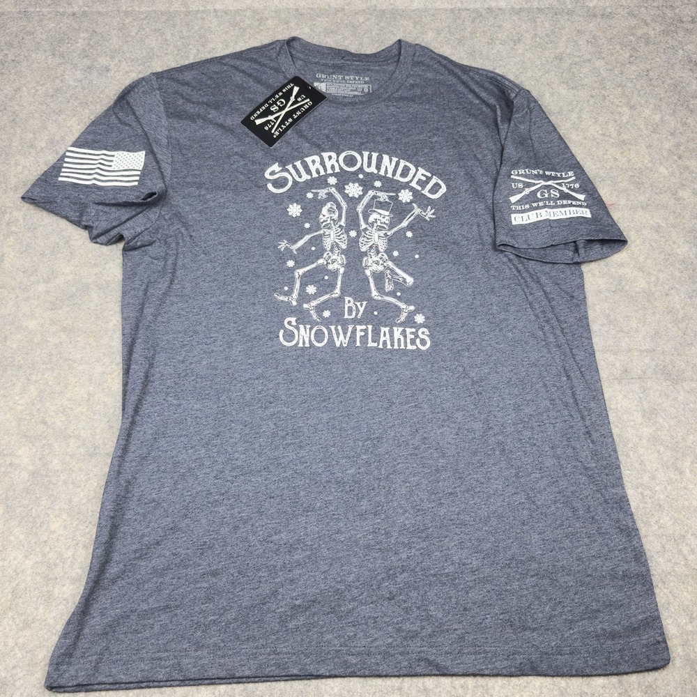 Mens Grunt Style XL XLarge SS T-Shirt Midnight Navy Surrounded By Snowflakes